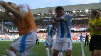 escandalo: asi se retiro de la cancha la seleccion argentina sub-23 tras los incidentes escandalo: asi se retiro de la cancha la seleccion argentina sub-23 tras los incidentes