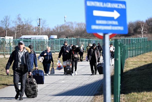 Cancillería informó que hasta ahora 80 argentinos salieron de Ucrania