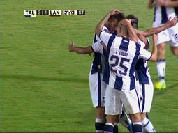 El festejo de los jugadores de Talleres El festejo de los jugadores de Talleres