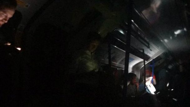 Apagón en el Reino Unido: millones de personas quedaron a oscuras por una falla