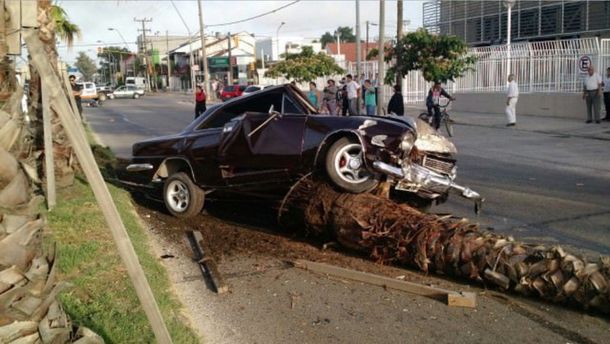 Impresionante choque de un Torino en Mar del Plata dejó un muerto