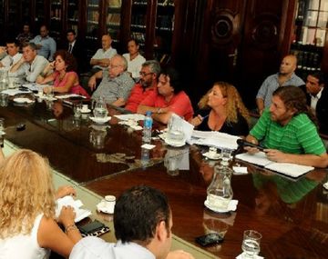 Provincia acordó paritarias con mayor gremio de Estatales