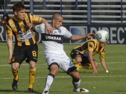 gimnasia empato con olimpo y no pudo acercarse a la punta gimnasia empato con olimpo y no pudo acercarse a la punta