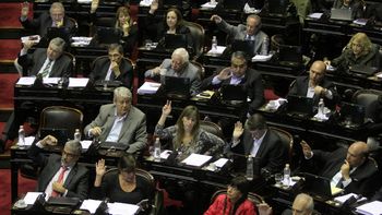 es ley el resarcimiento economico para los ex trabajadores de ypf es ley el resarcimiento economico para los ex trabajadores de ypf