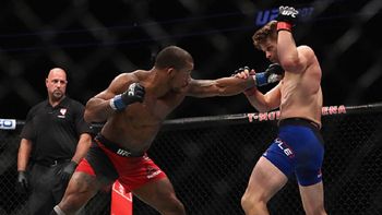 El terrible nocaut de Alex García El terrible nocaut de Alex García