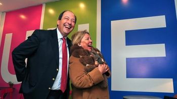 sanz: soy el hombre que contiene a carrio sanz: soy el hombre que contiene a carrio
