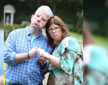 Alex y Erin salieron unas pocas veces y ya están comprometidos