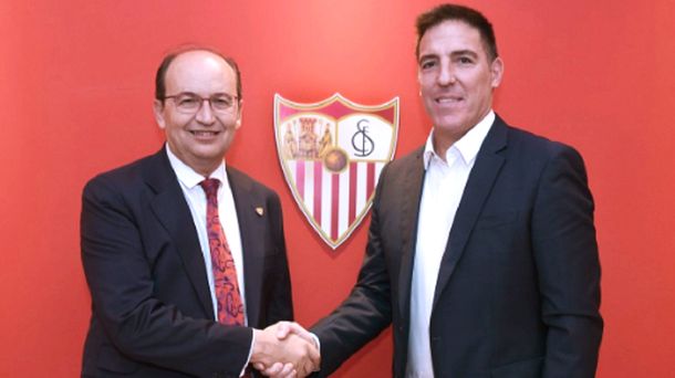 El DT argentino junto al Presidente del club andaluz