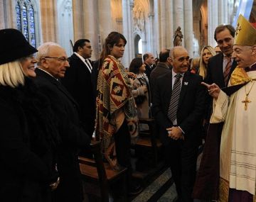 Obispos  llaman a enfrentar la pobreza