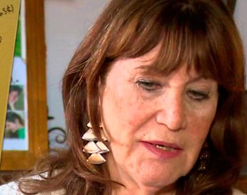 La mamá de María Cash no reconoce la letra de los mensajes que aparecieron en el Sur.