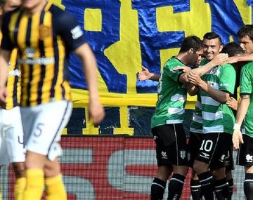 Banfield goleó a Rosario Central - Crédito: @TNTSportsLA