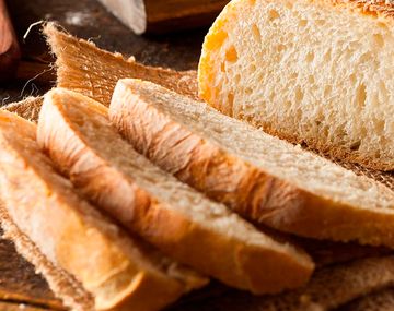 El truco definitivo para que el pan vuelva a estar tierno y crujiente