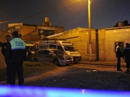 Mató a su marido de dos puñaladas Mató a su marido de dos puñaladas