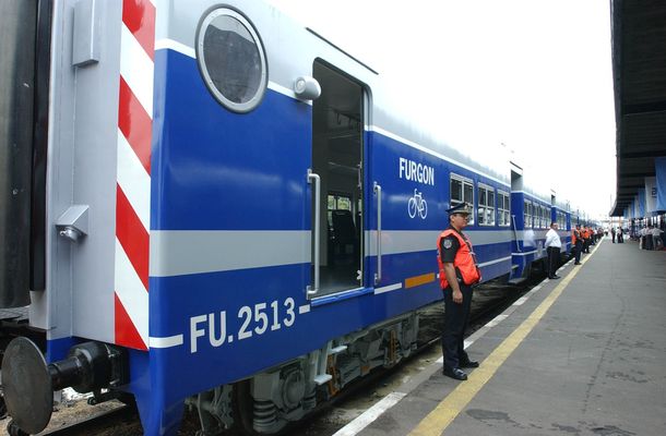 Retiro: varios heridos al chocar una locomotora con un tren