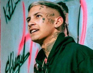 El show de L-Gante en lo de Juana Viale: el uso de cubiertos