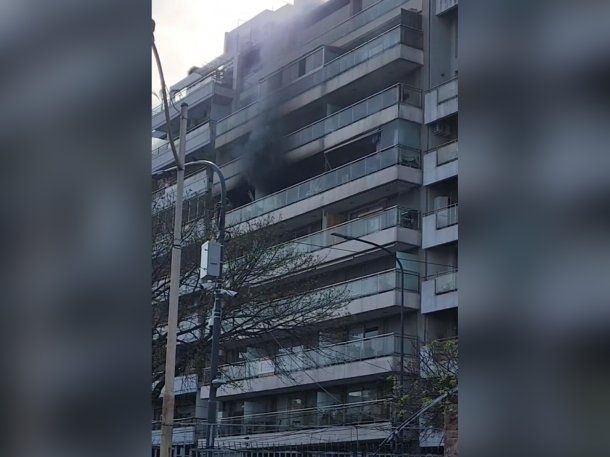 Incendio en un edificio en Palermo: los vecinos fueron evacuados