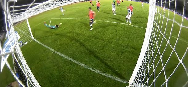 Martín Campaña fue la figura del Rojo ante Talleres