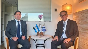 El BCU firmó una Carta de Intención para reducir los costos de operativos de comercio en monedas locales con Argentina. El BCU firmó una Carta de Intención para reducir los costos de operativos de comercio en monedas locales con Argentina.