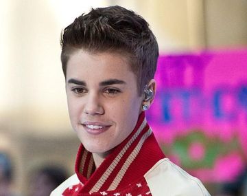 Justin Bieber bigote