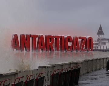 Cambió el pronóstico y el antarticazo pegará el frío al cuerpo en el AMBA con crecida ribereña