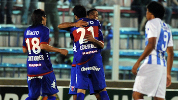 los hinchas de tigre disenaran su camiseta para la libertadores los hinchas de tigre disenaran su camiseta para la libertadores