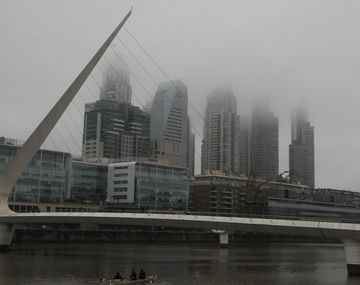 Miércoles con niebla y fresco en el AMBA: cómo sigue el tiempo