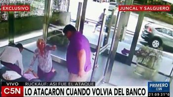video: asi fue el ataque que sufrio carlos ruckauf cuando volvia de un banco video: asi fue el ataque que sufrio carlos ruckauf cuando volvia de un banco