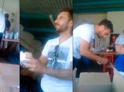 VIDEO: Scocco vende choripanes y se vuelve viral