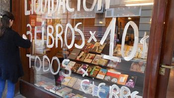 mas de 3.200 comercios cerraron en los ultimos cuatro meses por la recesion mas de 3.200 comercios cerraron en los ultimos cuatro meses por la recesion