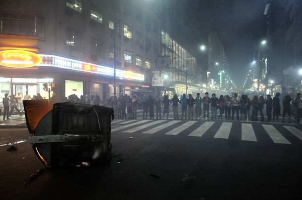 La Metropolitana liberó el tránsito en la calle Corrientes