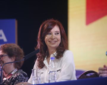 Cristina respondió a los 10 puntos de Macri y le propuso un contrato social ciudadano