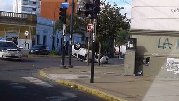 Así quedó el auto en el que viajaba la embarazada Así quedó el auto en el que viajaba la embarazada