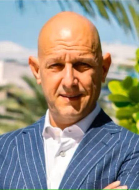 Leonardo Scatturice Leonardo Scatturice