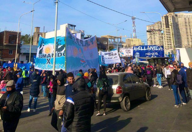 Marcha y piquete en Avellaneda a 20 años de la muerte de Kosteki y Santillán