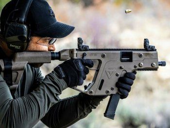 Javier Milei profundiza su decisión de facilitar el acceso a las armas de fuego