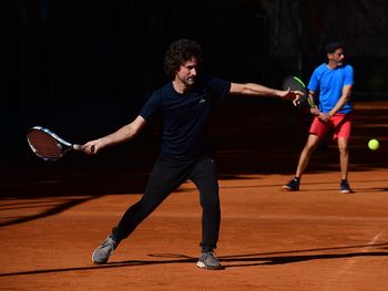 El gobierno nacional habilitó la práctica no competitiva de tenis, skateparks, entre otros deportes individuales en todo el país, y sin público