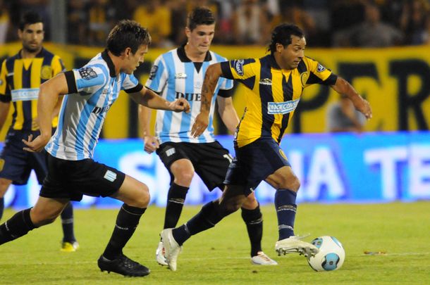 Racing empató y festejó en el final ante Rosario Central
