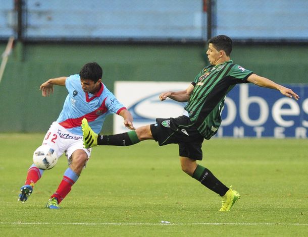 Arsenal empató con San Martín de San Juan