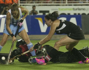 Las Leonas consiguieron la primera victoria