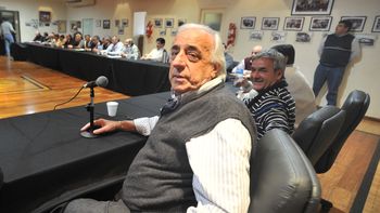 la uta se despego de barrionuevo: el anuncio de la presidenta ha sido muy importante la uta se despego de barrionuevo: el anuncio de la presidenta ha sido muy importante