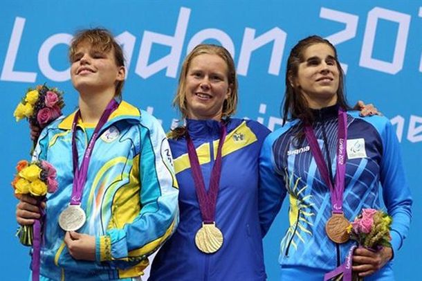 La nadadora Nadia Báez le da la cuarta medalla a la Argentina