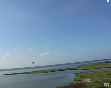 VIDEO: le tiró la consola al lago a su hijo