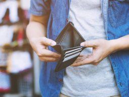 informe: argentina tiene, medido en dolares, el salario minimo mas bajo de la region informe: argentina tiene, medido en dolares, el salario minimo mas bajo de la region