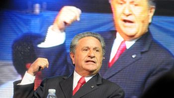 Eduardo Duhalde Eduardo Duhalde