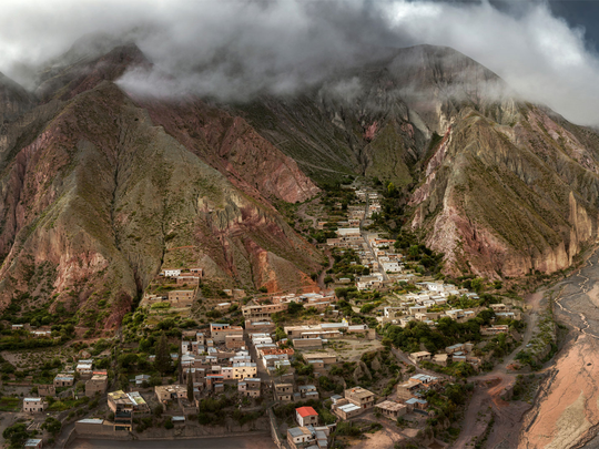El pueblo de Salta colgado de una montaña 