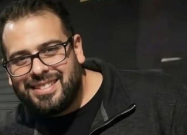 Mataron a un docente mientras trabajaba para una app: un policía detenido