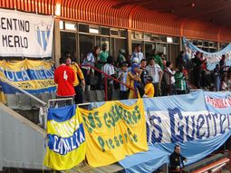 Hinchadas Unidas Argentinas en Sudáfrica 2010 (imagen de archivo) Hinchadas Unidas Argentinas en Sudáfrica 2010 (imagen de archivo)