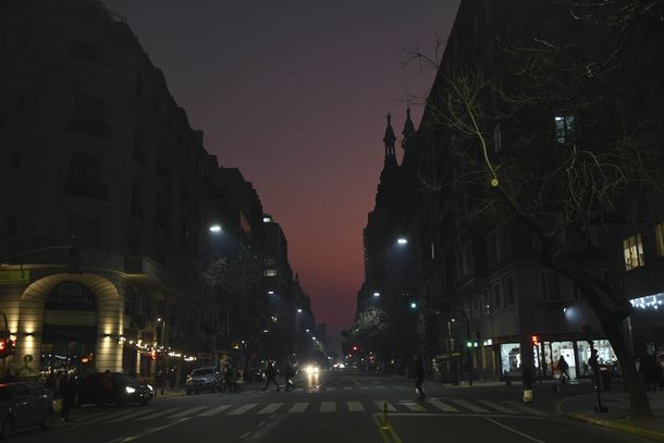 Humo de los incendios del Delta en el AMBA: fotos al 100
