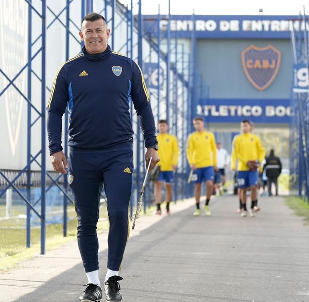 Boca: el equipo que probó Almirón para enfrentar a Colo Colo