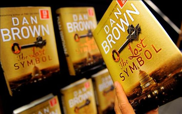 Dan Brown2